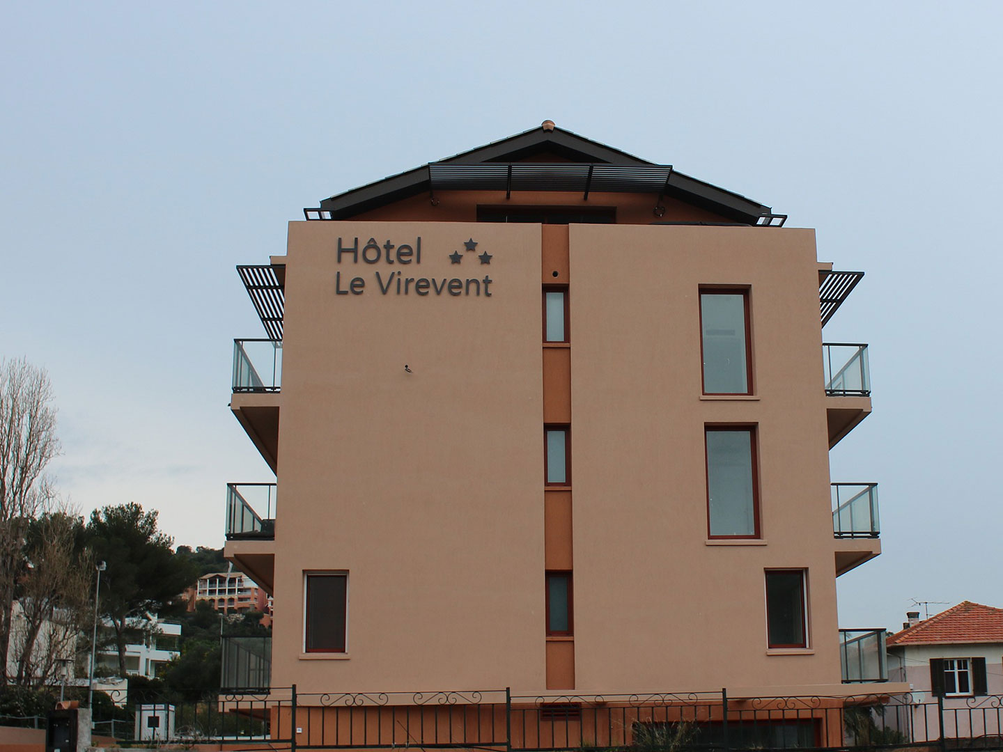 Hôtel Le Virevent Saint Raphaël - Facade
